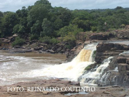 A exuberante Cachoeira do Urubu