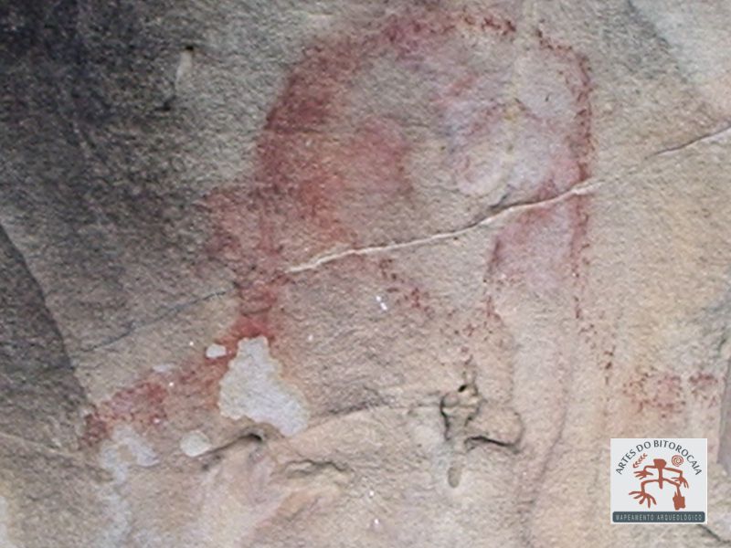 Pintura rupestre no Sítio Baixa da Teresa apresenta traços que lembram um rosto