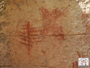 Painel com arte rupestre