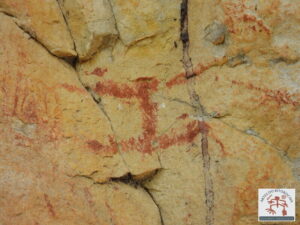 Painel com arte rupestre