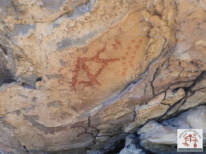 Painel com arte rupestre