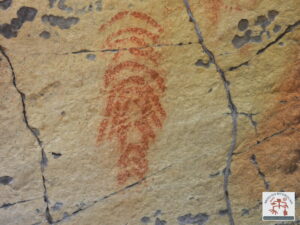 Painel com arte rupestre